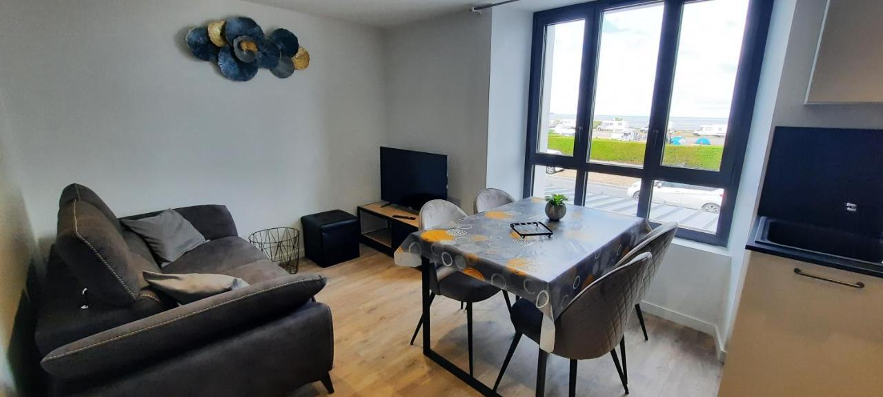 Les Appartements De La B Saint-Benoît-des-Ondes Exterior foto