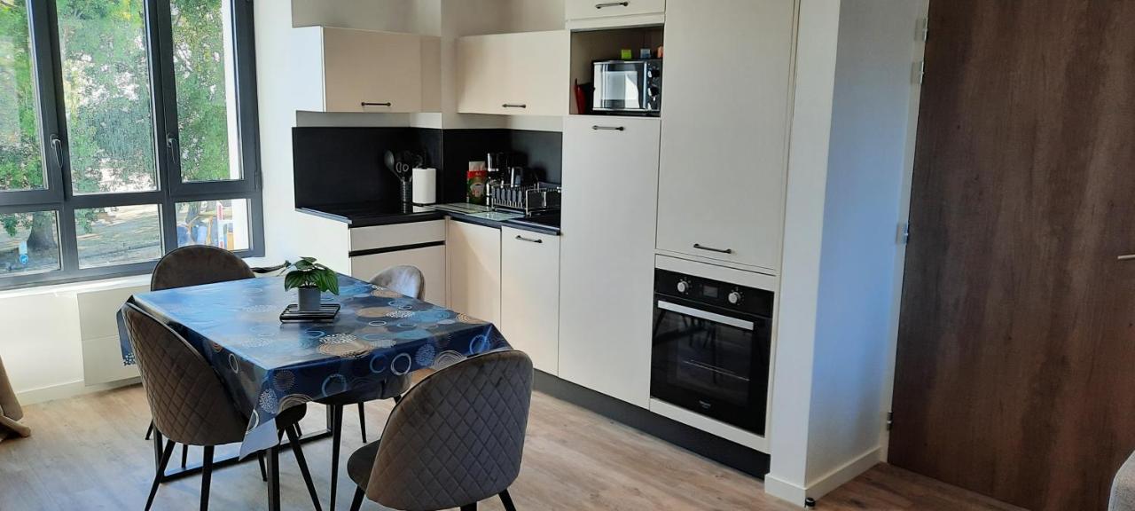 Les Appartements De La B Saint-Benoît-des-Ondes Exterior foto
